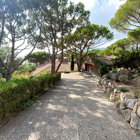 Juny View In North Barcelona Coast Villa Cabrils