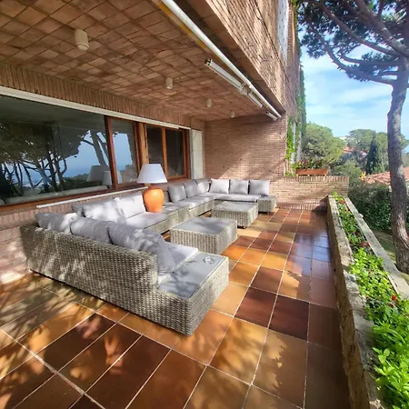 Villa Juny View In North Barcelona Coast Cabrils