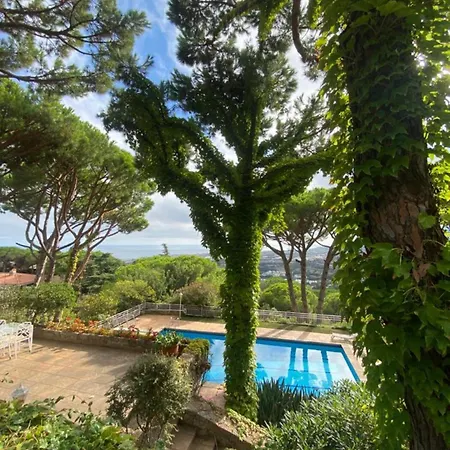Juny View In North Barcelona Coast Villa *
